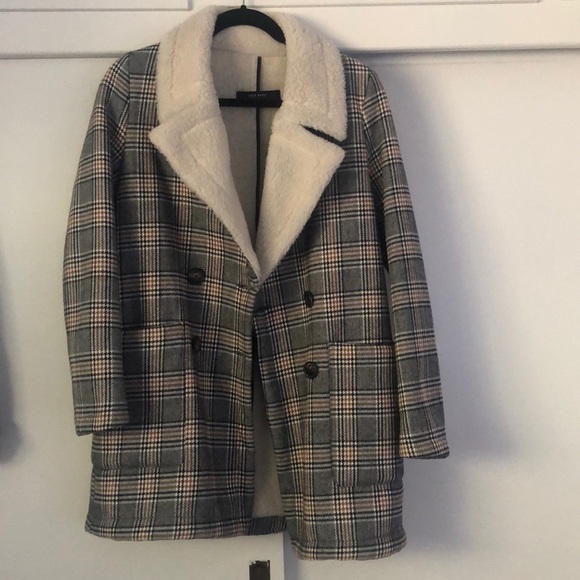 Zara Jackets & Blazers - Zara Women’s plaid peacoat with lined shearling